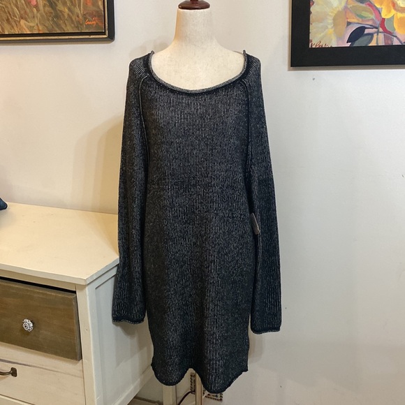 Free People Lenox Ribbed Tunic Sweater in Onyx - Picture 2 of 5